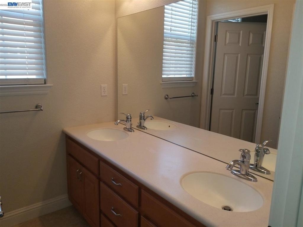 199 N Alta Dena St - Photo 13