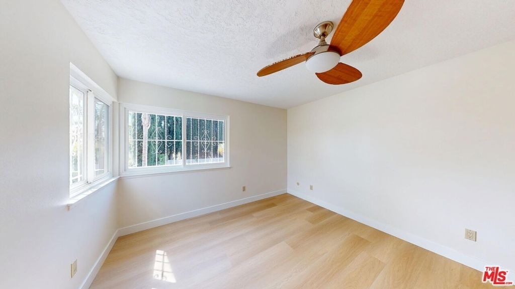 7814 Woodhall Avenue - Photo 29