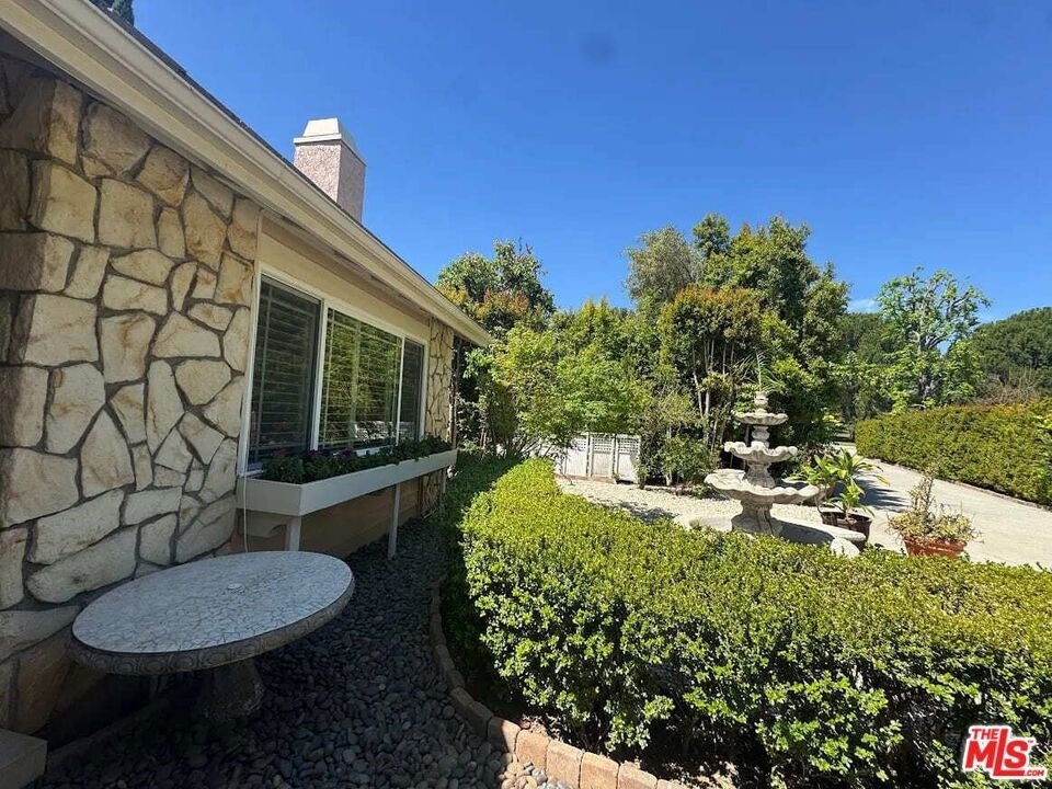 7814 Woodhall Avenue - Photo 35