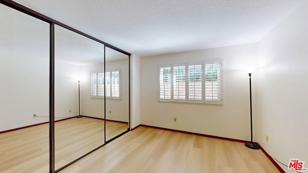 7814 Woodhall Avenue - Photo 18