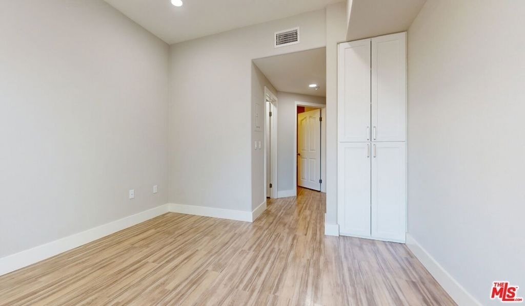 6260 W 3rd Street - Photo 3