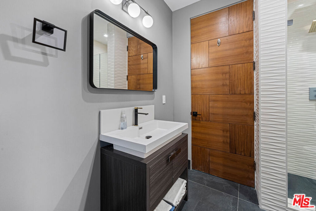 3712 Broadlawn Drive - Photo 63