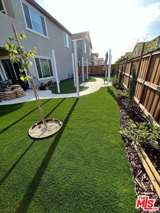 1605 Plumas Drive - Photo 11