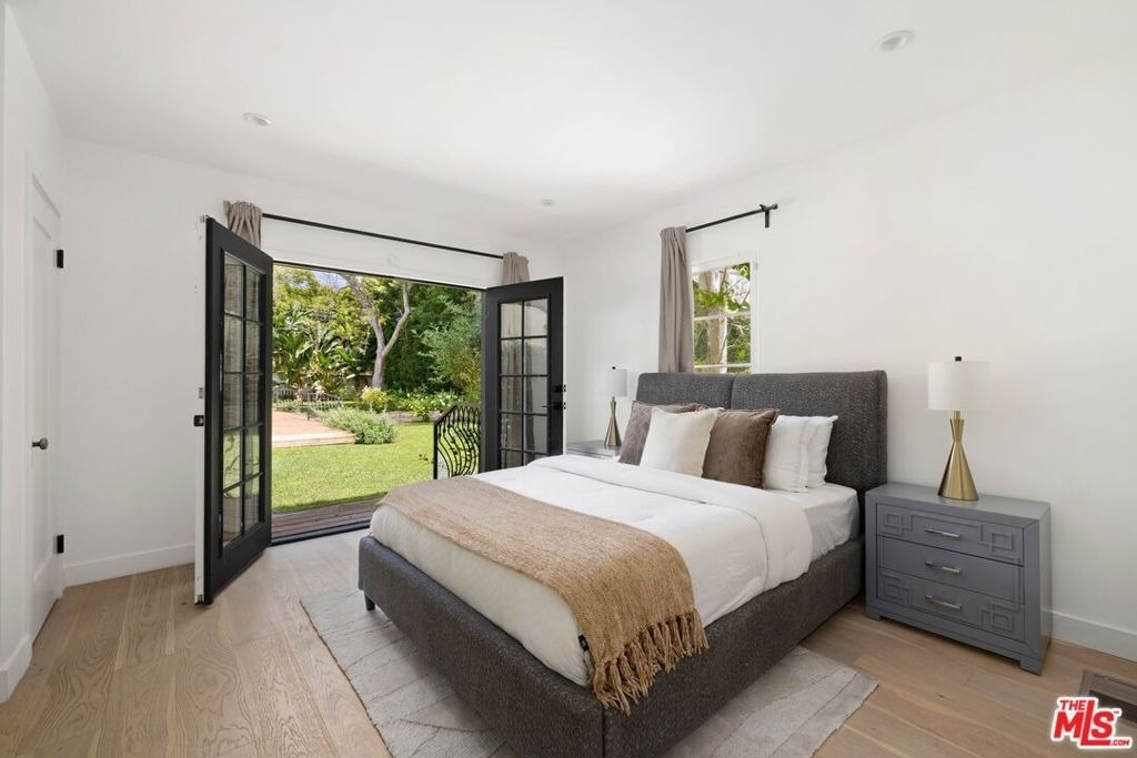 712 N Rodeo Drive - Photo 16