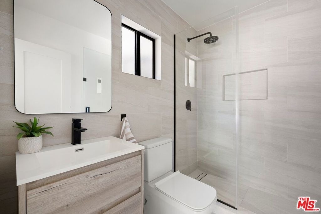 712 N Rodeo Drive - Photo 17