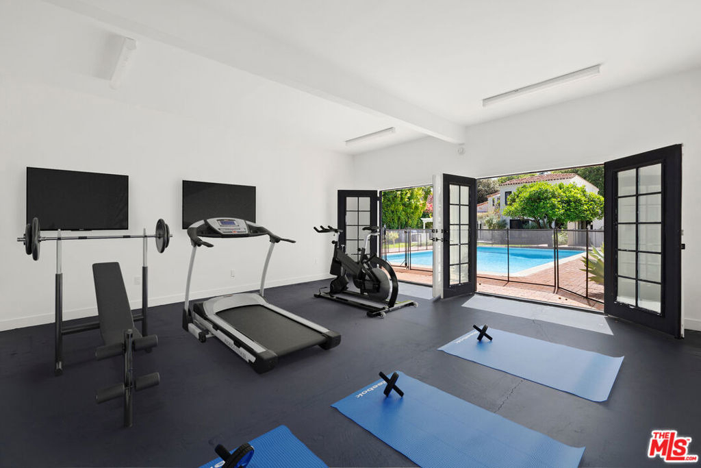 712 N Rodeo Drive - Photo 33
