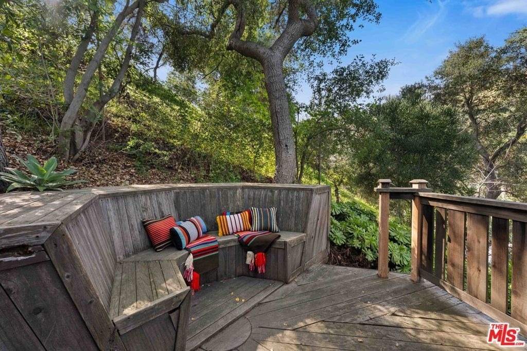 8050 Jovenita Canyon Drive - Photo 36