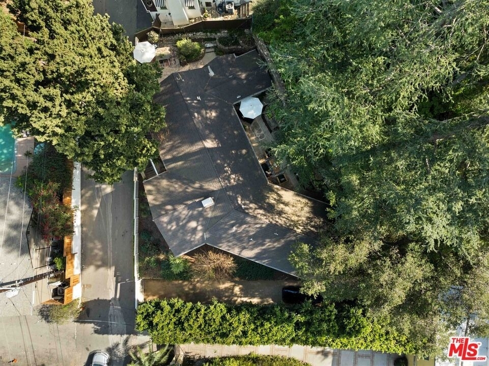 8050 Jovenita Canyon Drive - Photo 41