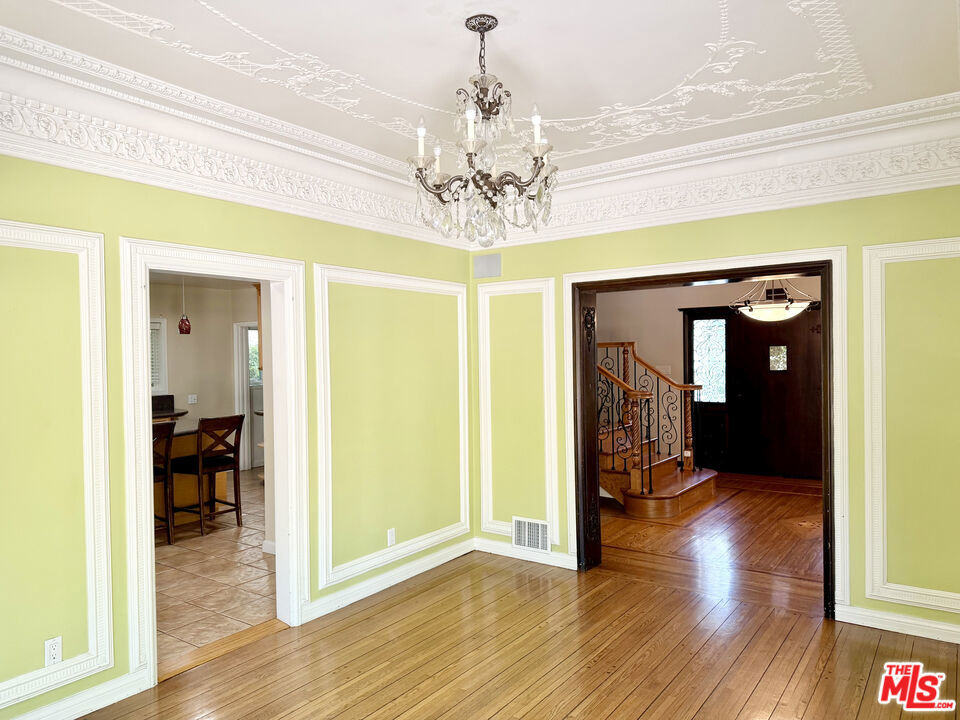 1861 W Mountain Street - Photo 16