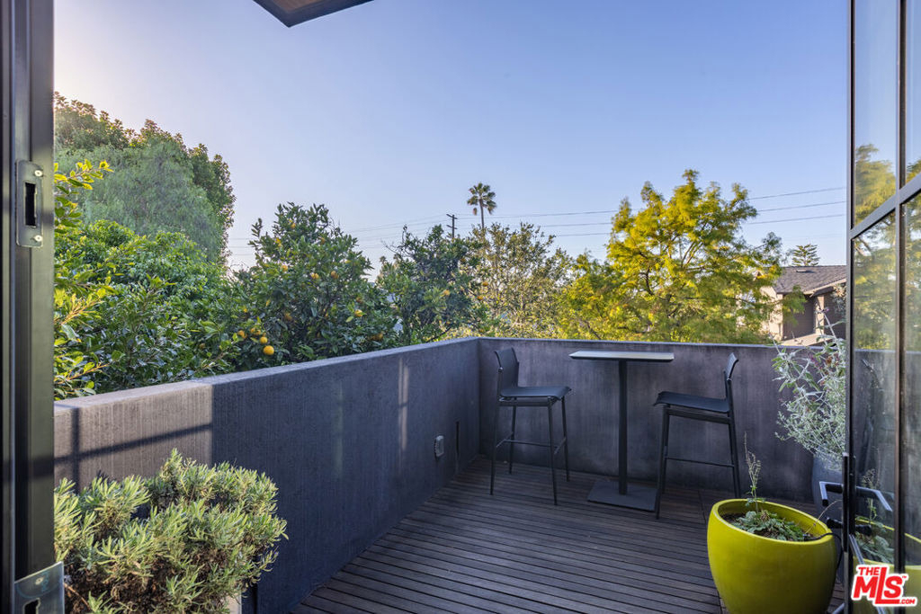 746 Marco Place - Photo 47