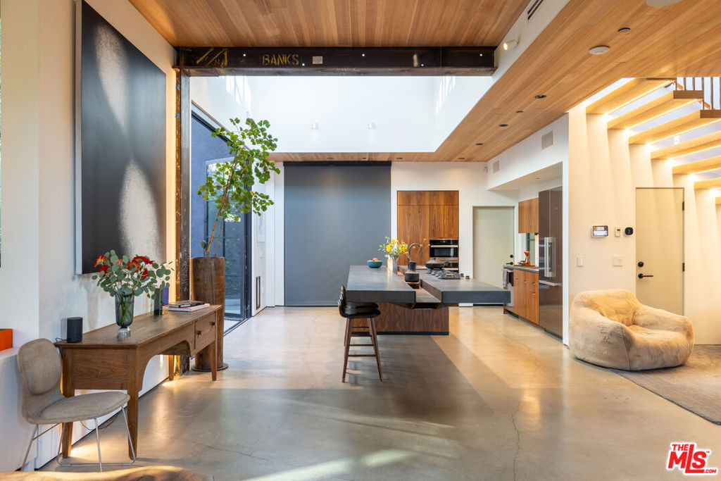 746 Marco Place - Photo 33