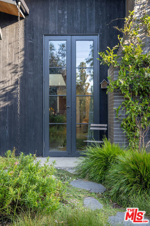 746 Marco Place - Photo 12