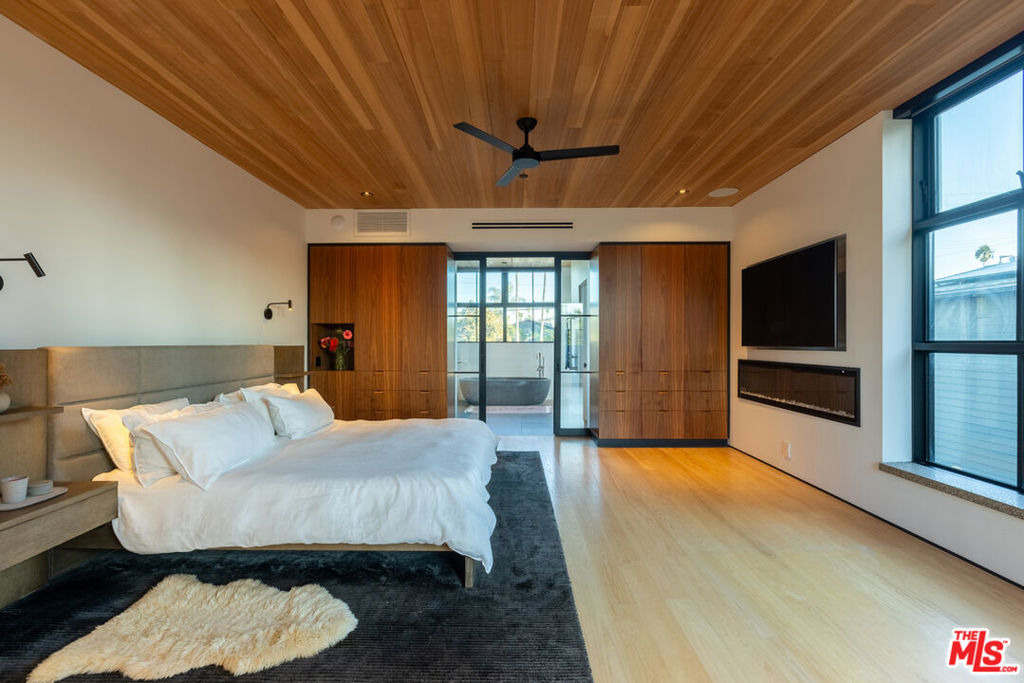 746 Marco Place - Photo 43