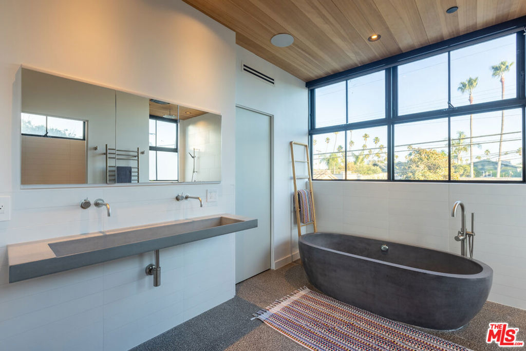 746 Marco Place - Photo 51
