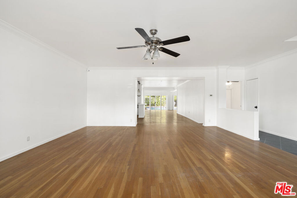 4309 Gentry Avenue - Photo 6