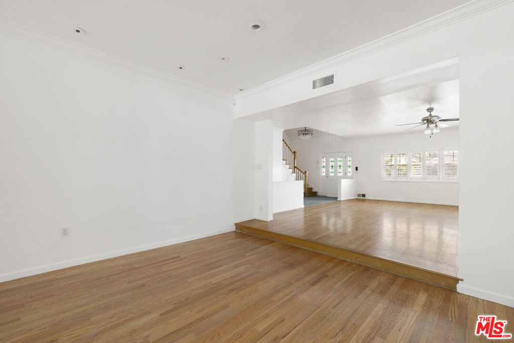 4309 Gentry Avenue - Photo 7