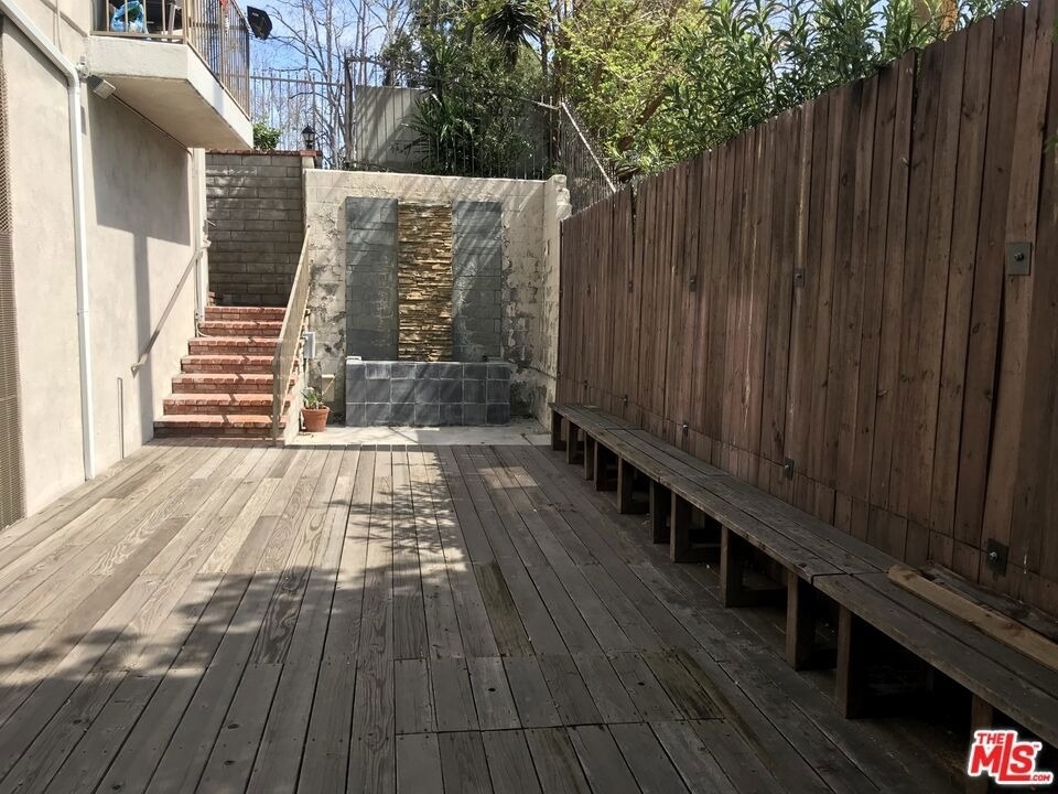 4189 Vineland Avenue - Photo 32