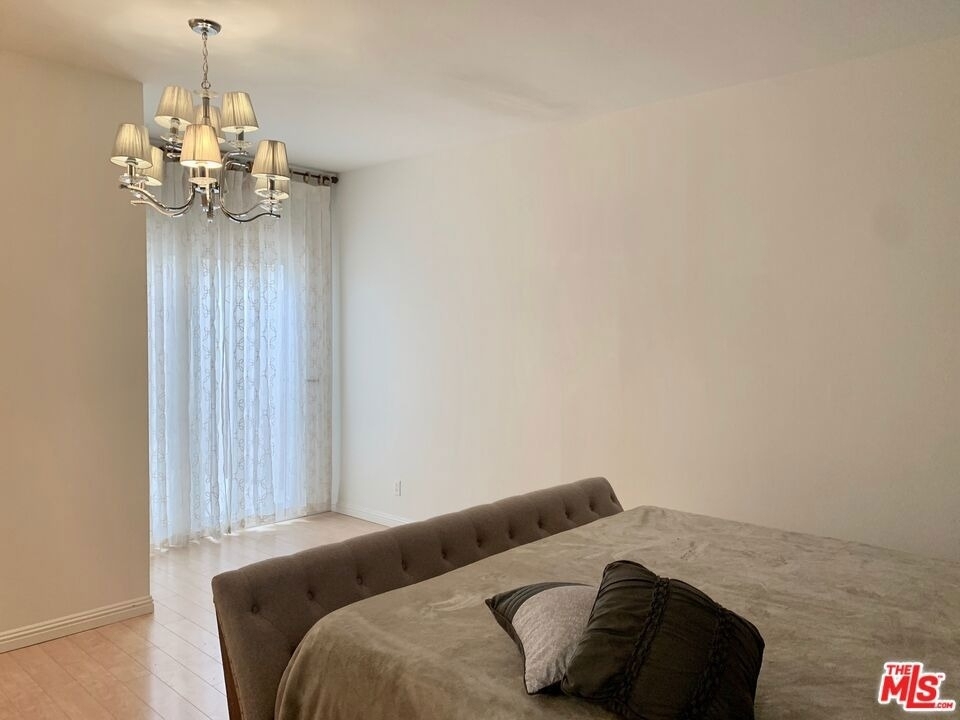 4189 Vineland Avenue - Photo 16