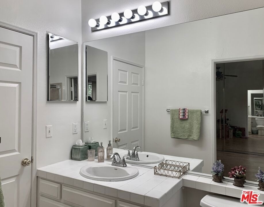 4189 Vineland Avenue - Photo 27