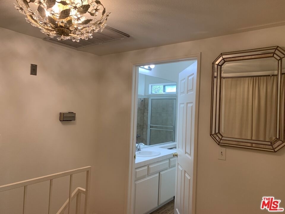 4189 Vineland Avenue - Photo 28