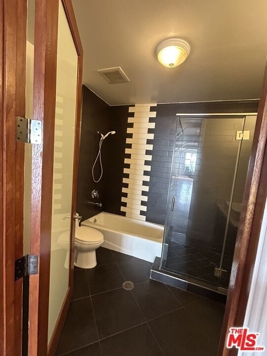 652 Mateo Street - Photo 4