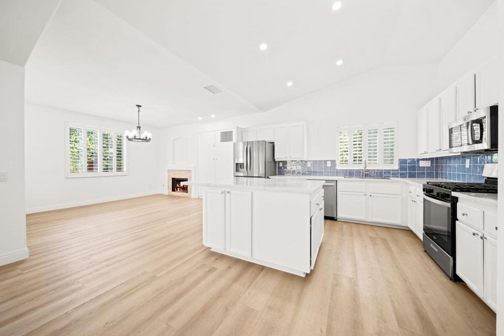37762 Drexell Drive - Photo 9