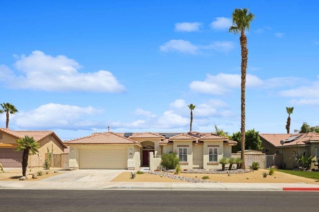 37762 Drexell Drive - Photo 1