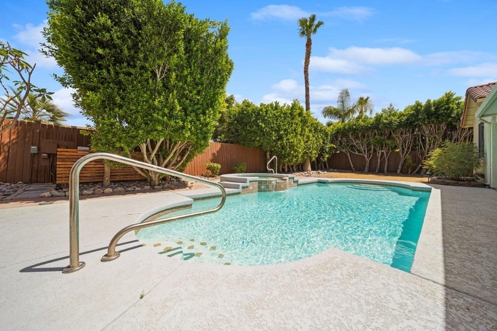 37762 Drexell Drive - Photo 35