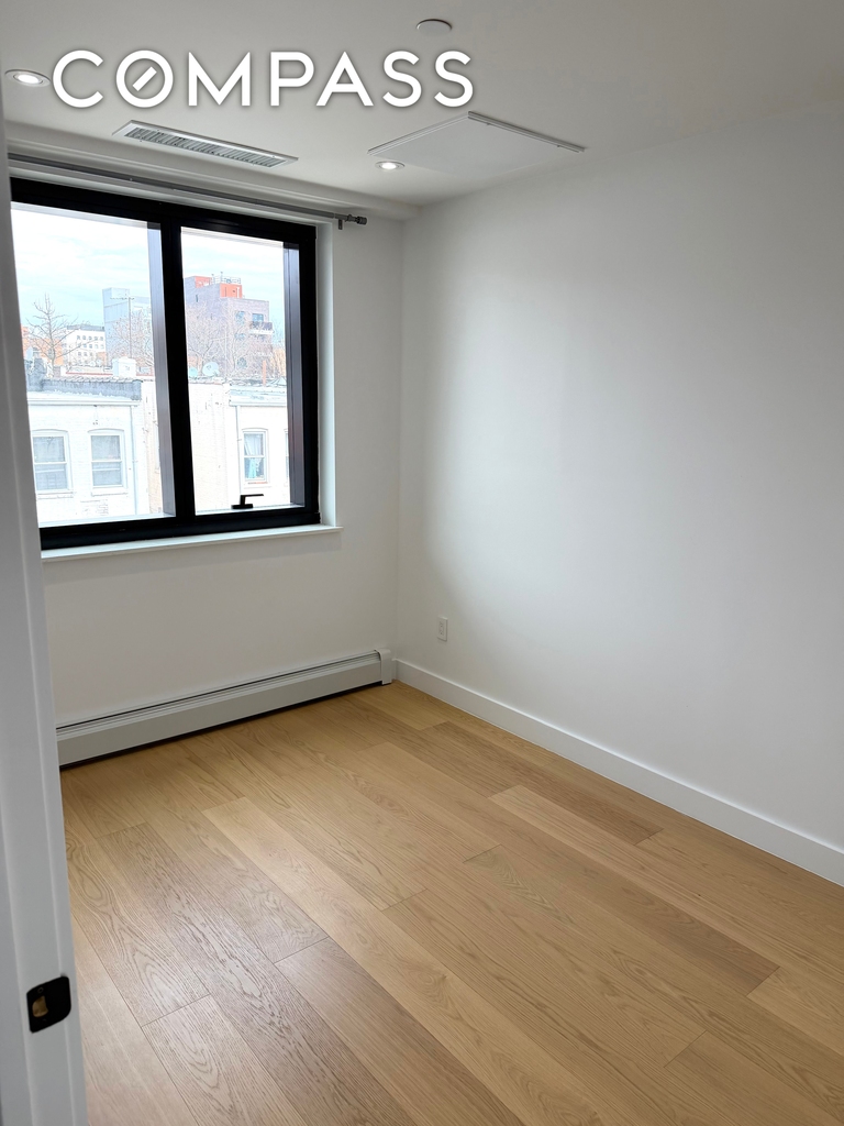 55th Street - Photo 2