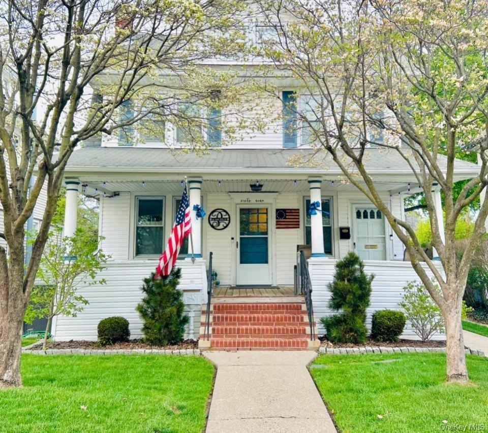 69 Grand Avenue - Photo 0