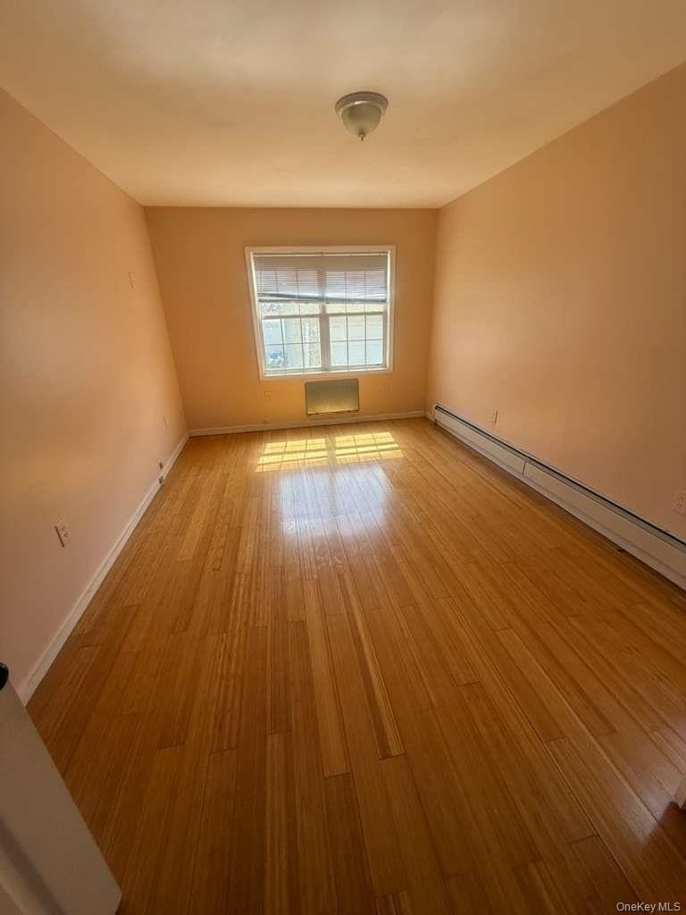 192-23 116th Road - Photo 2
