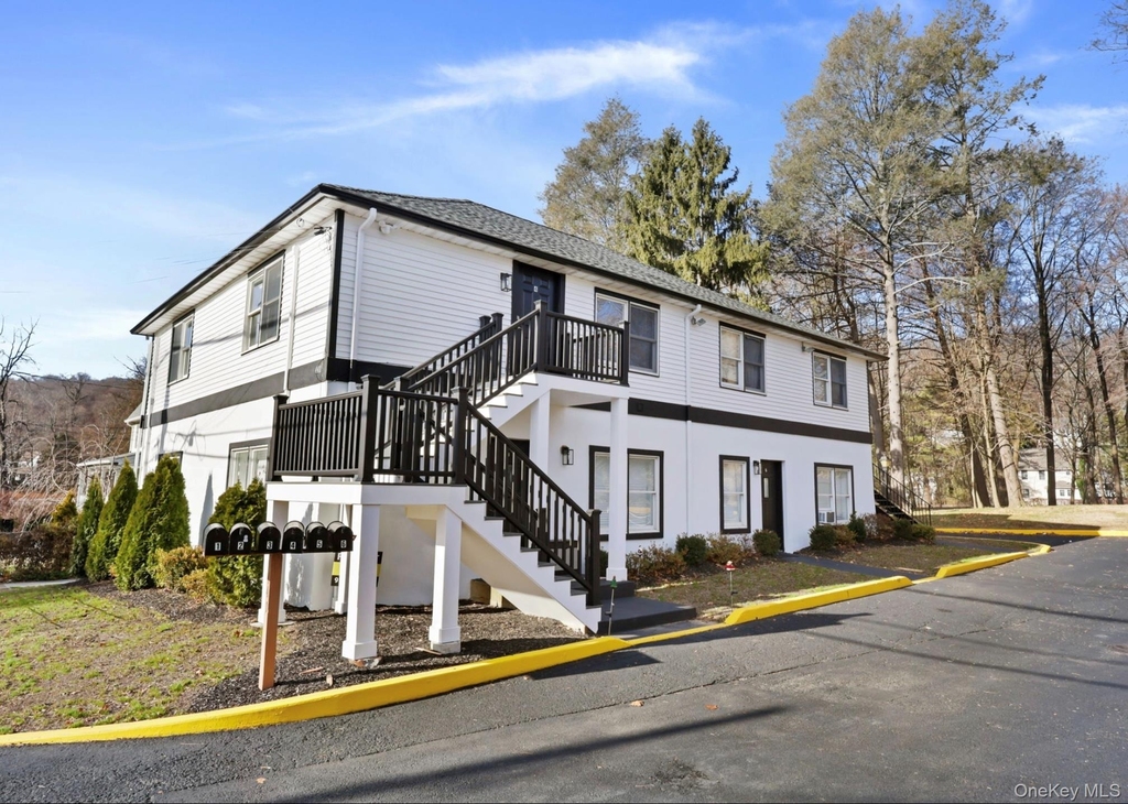 441 Manville Road - Photo 0