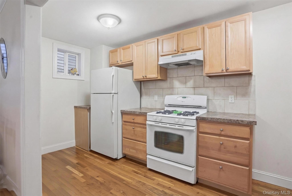106 Newport Bridge Road - Photo 2