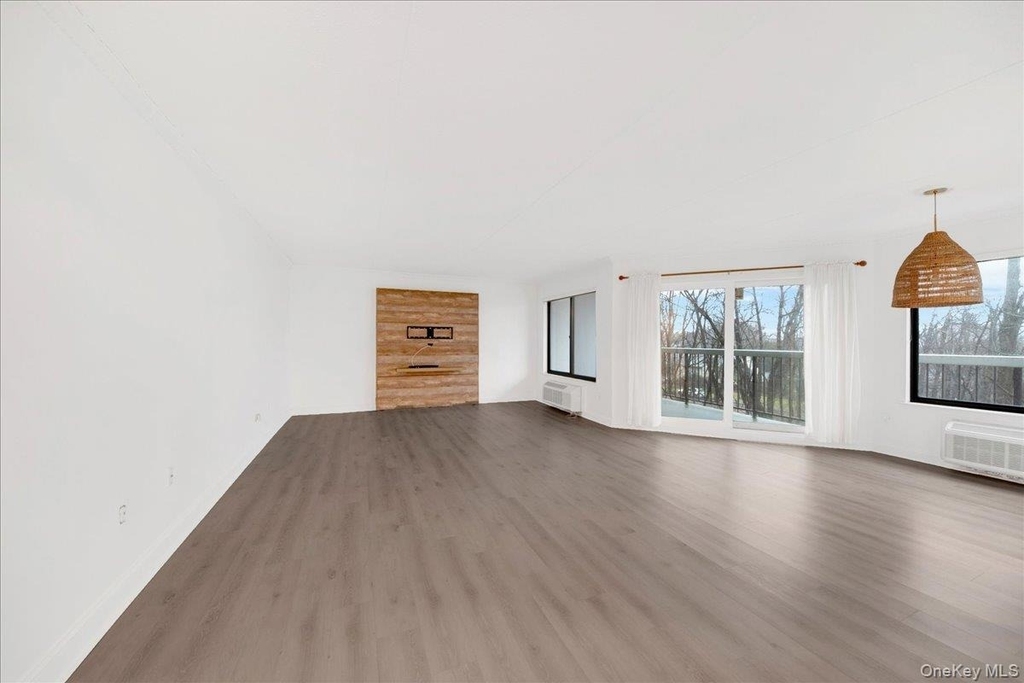 500 High Point Drive - Photo 8