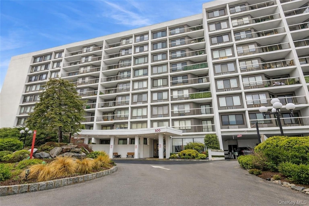 500 High Point Drive - Photo 0