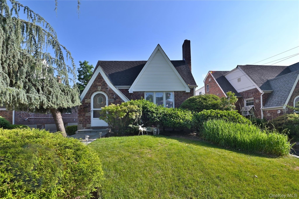24948 Rushmore Terrace - Photo 0