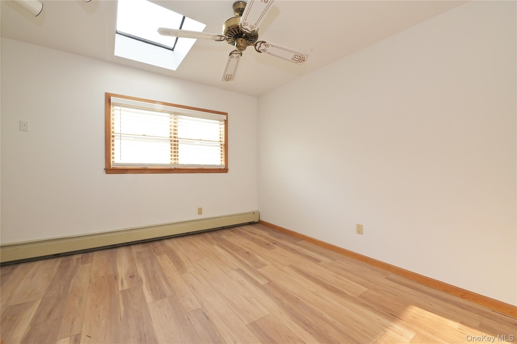 24948 Rushmore Terrace - Photo 20
