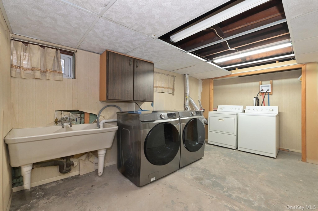 24948 Rushmore Terrace - Photo 24