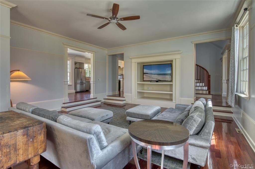 11003 Main Road - Photo 5