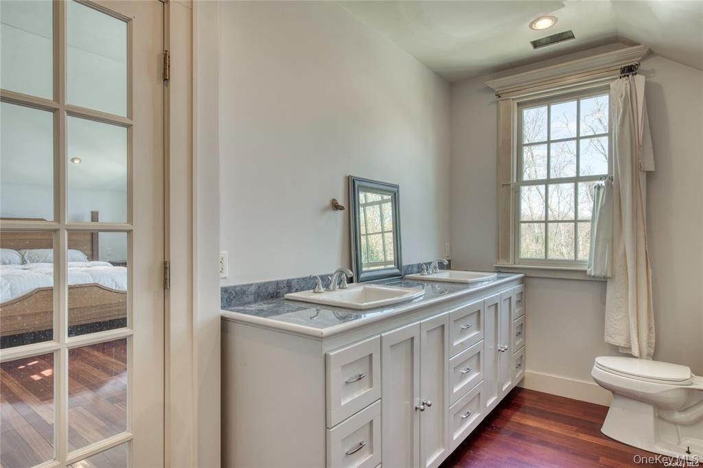 11003 Main Road - Photo 13