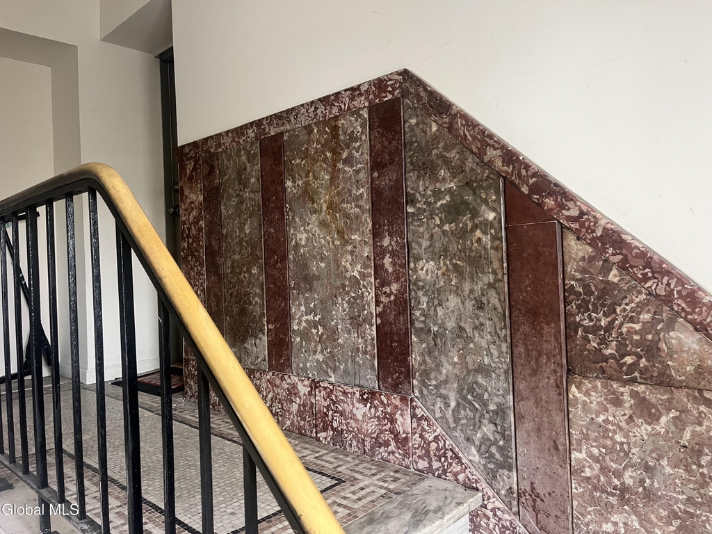 164 Madison Avenue - Photo 1