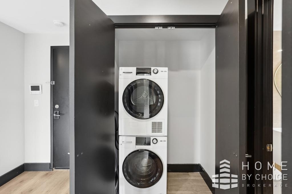 88 Linden Boulevard - Photo 3