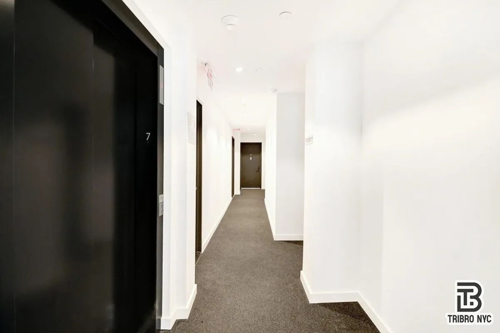 469 Convent Avenue - Photo 9