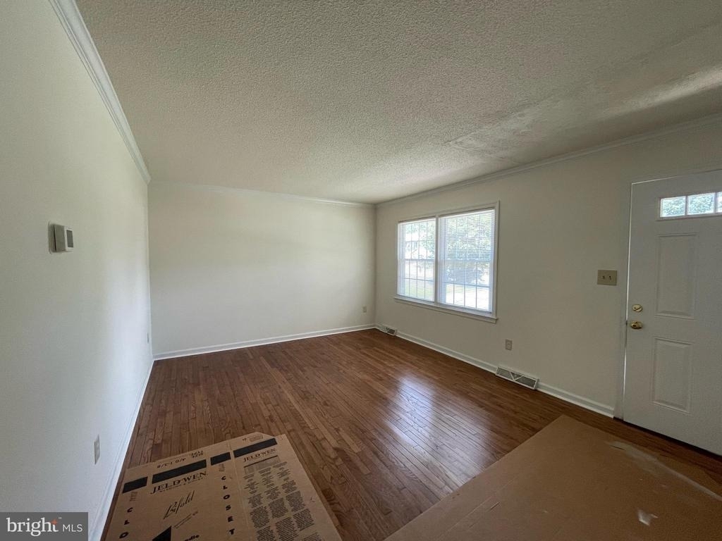 5516 Bounds Street - Photo 1