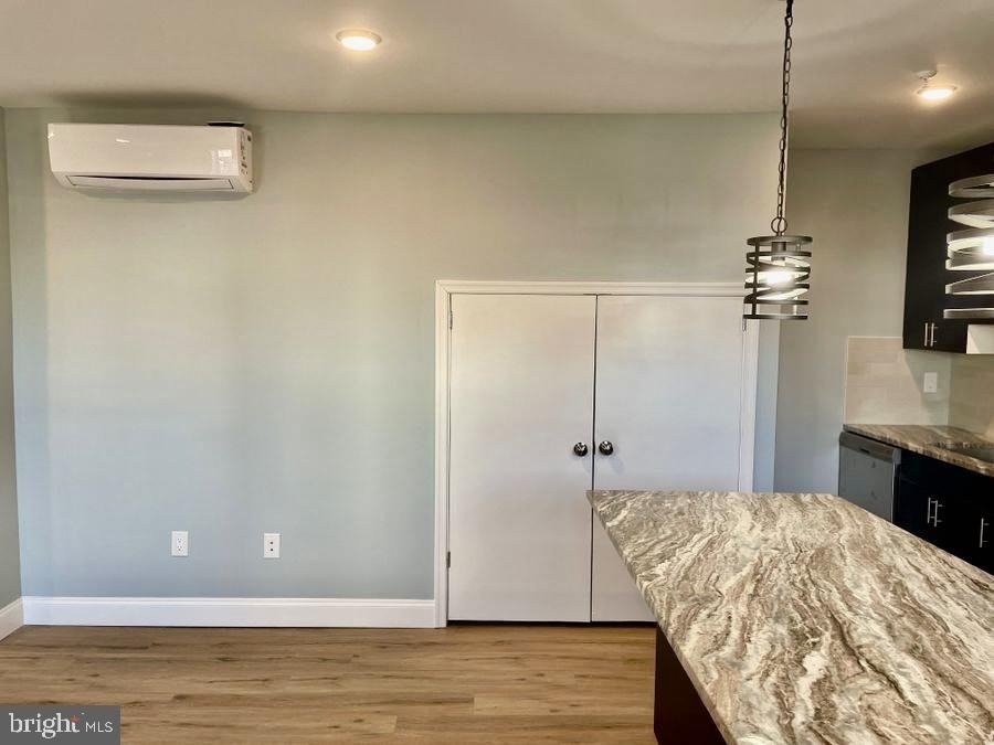 1701 Point Breeze Avenue - Photo 2