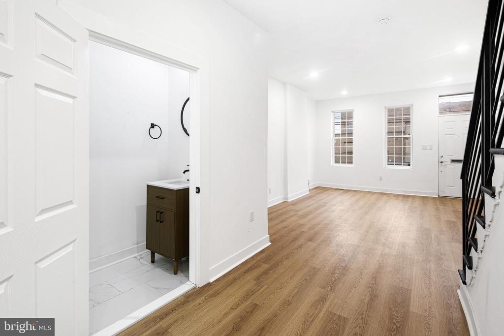 1320 S 26th Street - Photo 3