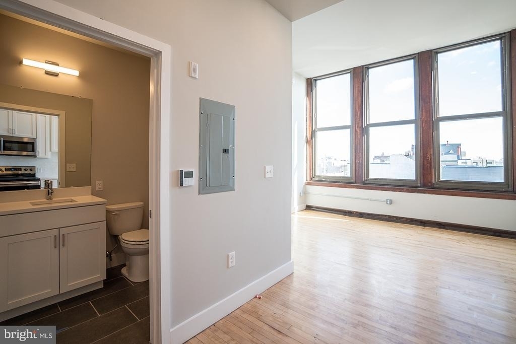 1300 S 19th Street - Photo 5