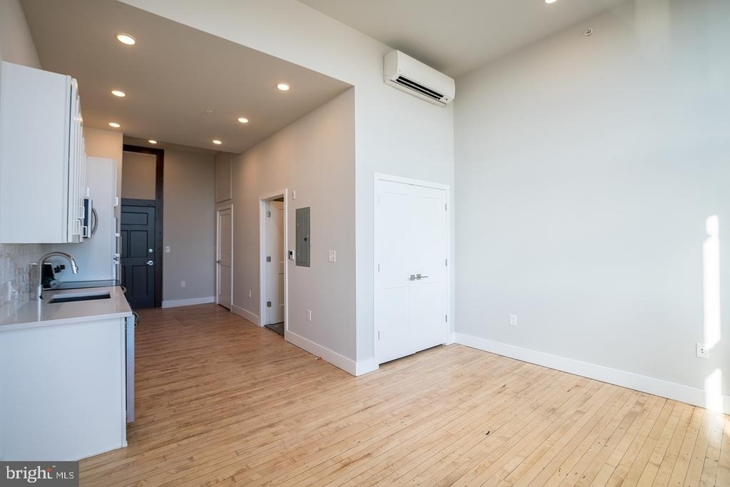 1300 S 19th Street - Photo 2
