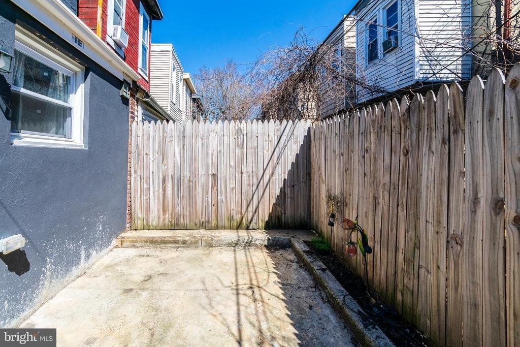 1829 N 27th Street - Photo 11