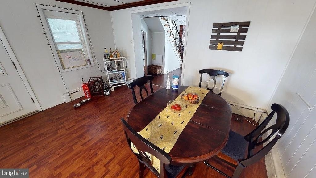 415 E Flora Street - Photo 7